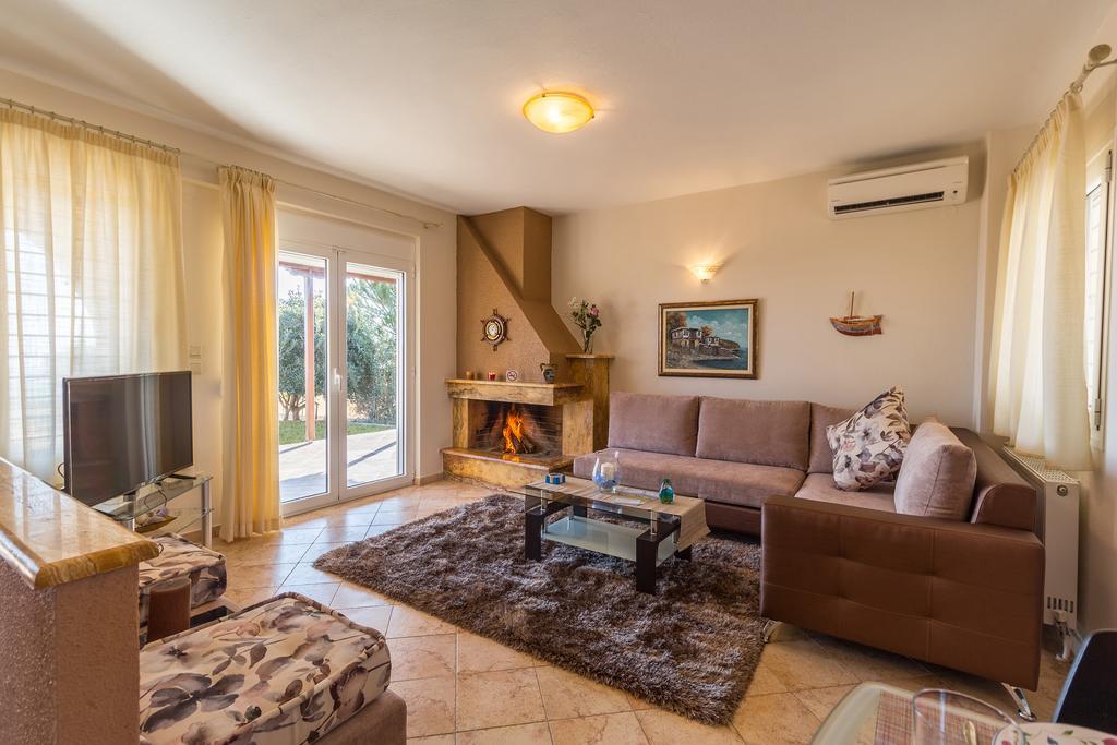 Villa Nefeli Akti Salonikiou B Áyios Nikólaos Exterior foto